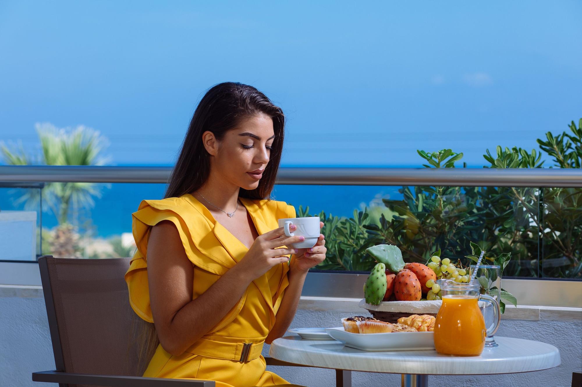 Oasis Scaleta 3*